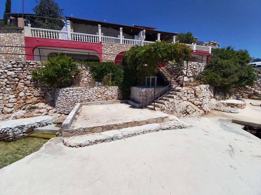 Apartments Carmen Vinišće Dış mekan fotoğraf