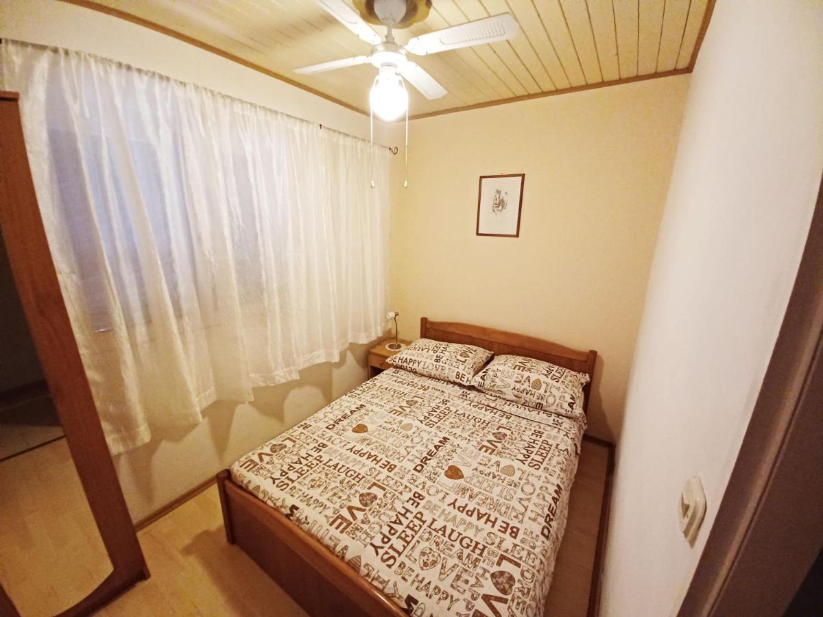 Apartments Carmen Vinišće Dış mekan fotoğraf