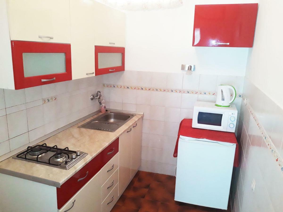 Apartments Carmen Vinišće Dış mekan fotoğraf